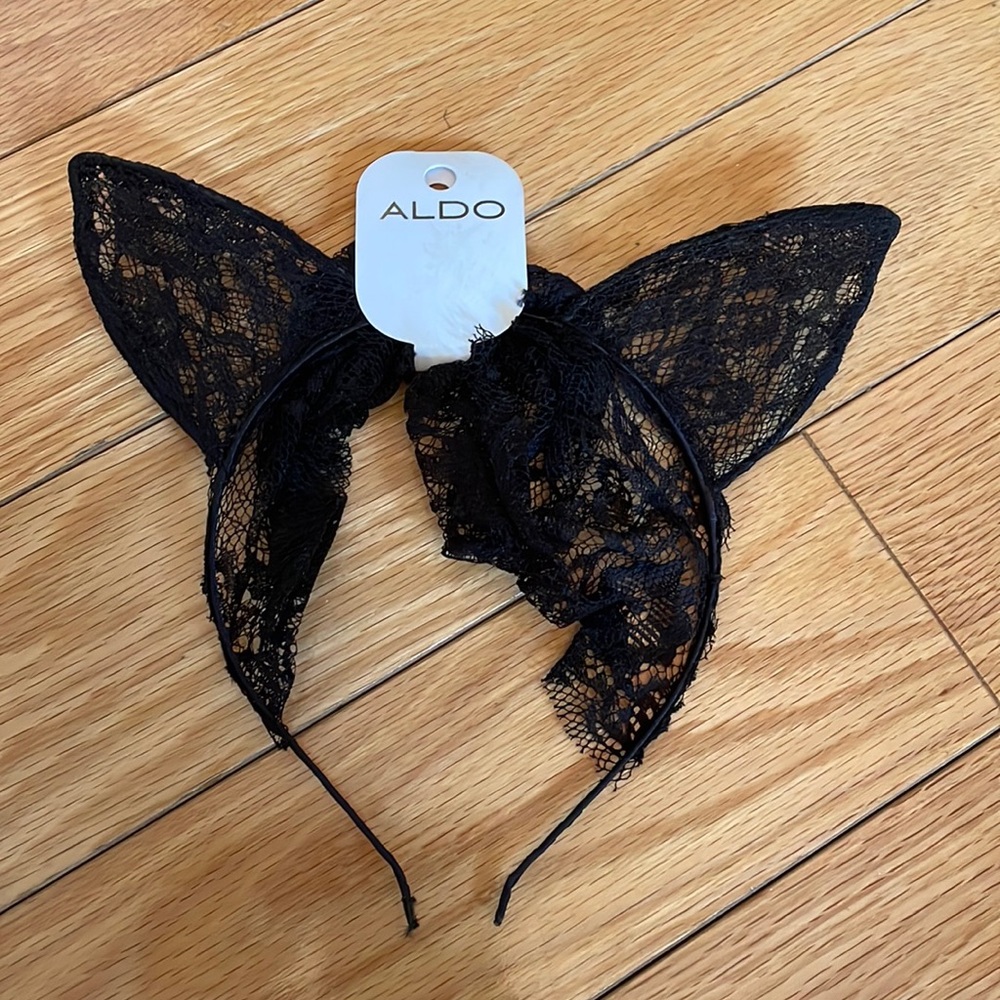 3 for $15 💖 Black lace cat ear headband with veil